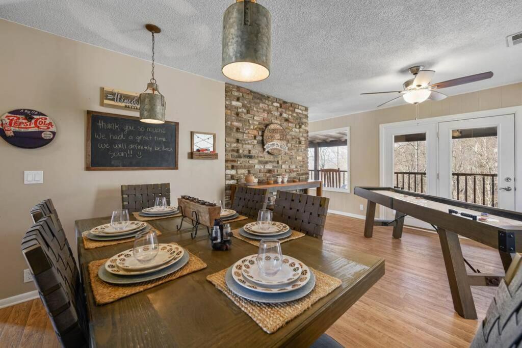 Happy Trails - Cobbly Nob Resort Home Gatlinburg Eksteriør bilde