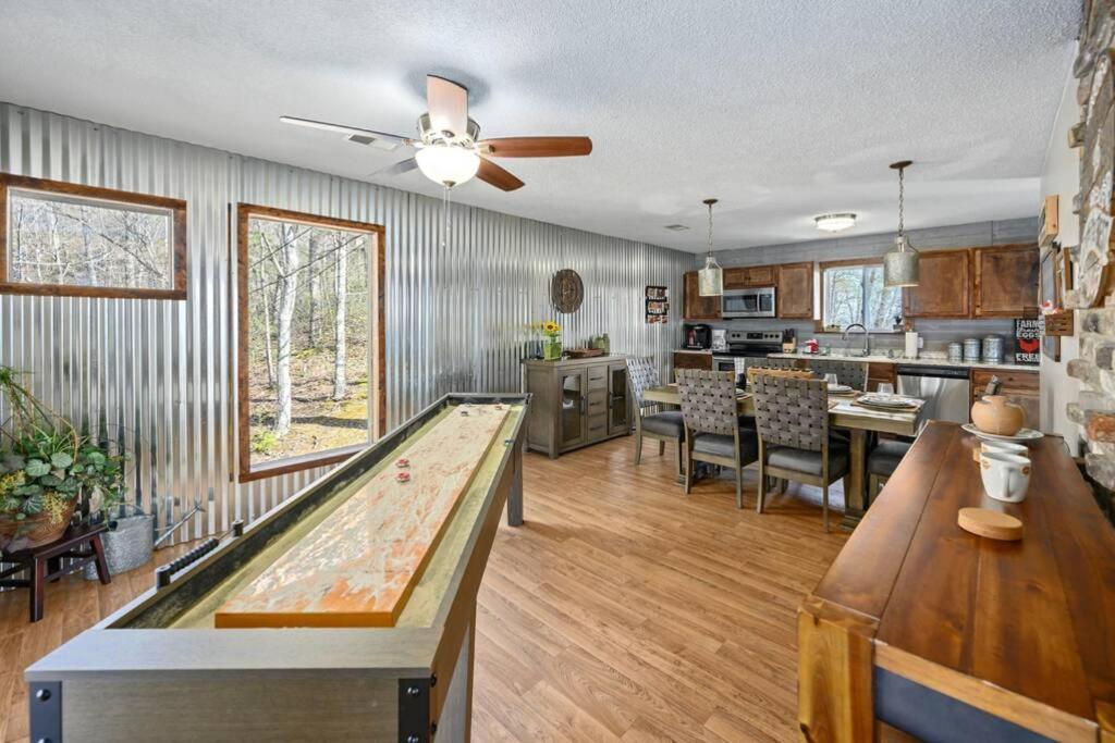 Happy Trails - Cobbly Nob Resort Home Gatlinburg Eksteriør bilde