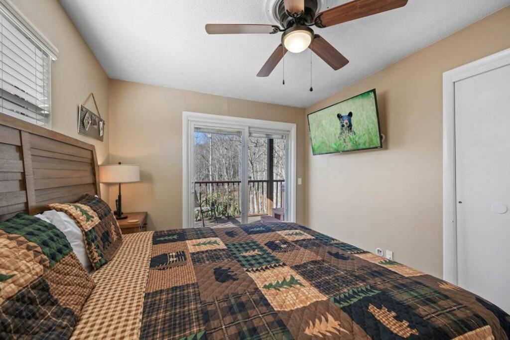 Happy Trails - Cobbly Nob Resort Home Gatlinburg Eksteriør bilde