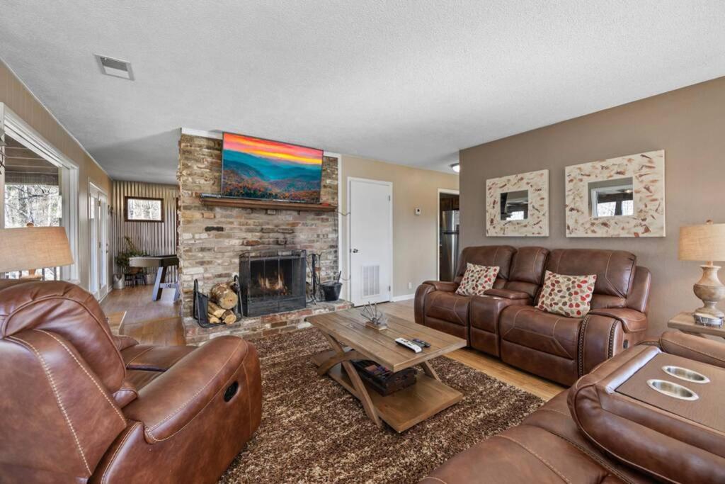 Happy Trails - Cobbly Nob Resort Home Gatlinburg Eksteriør bilde