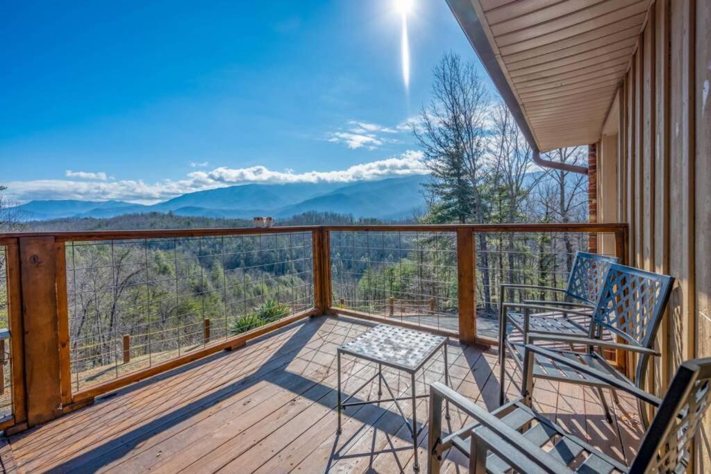 Happy Trails - Cobbly Nob Resort Home Gatlinburg Eksteriør bilde