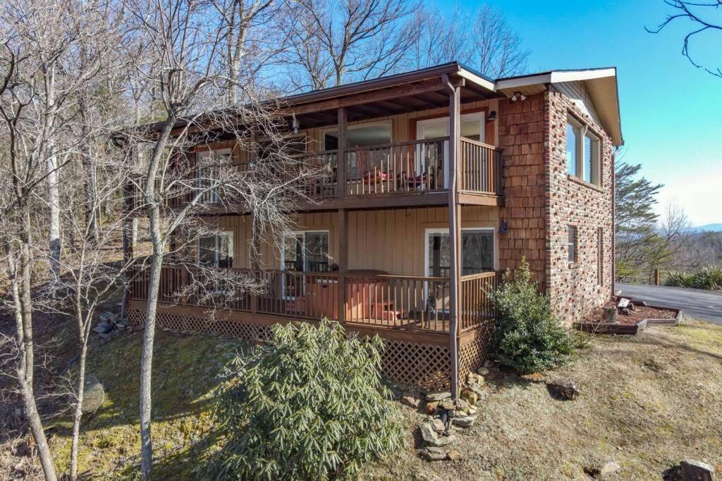 Happy Trails - Cobbly Nob Resort Home Gatlinburg Eksteriør bilde