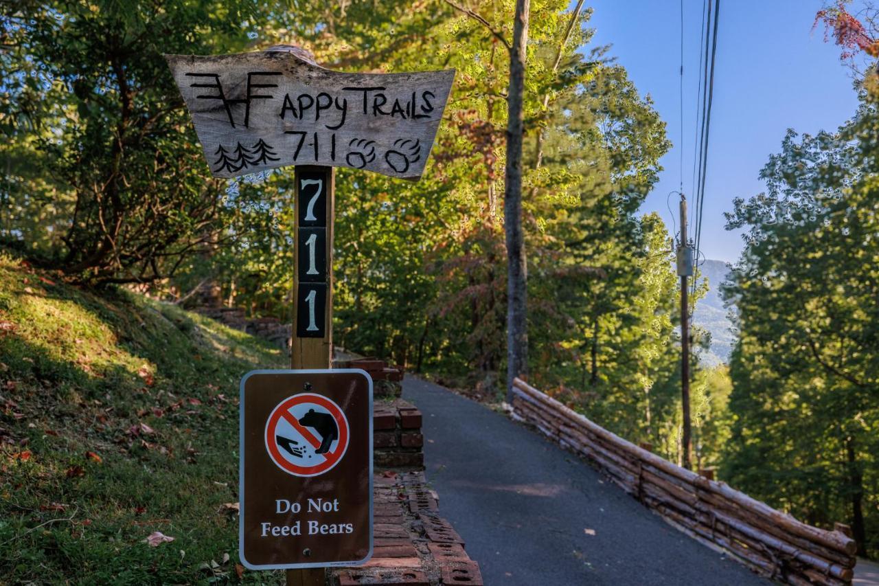 Happy Trails - Cobbly Nob Resort Home Gatlinburg Eksteriør bilde