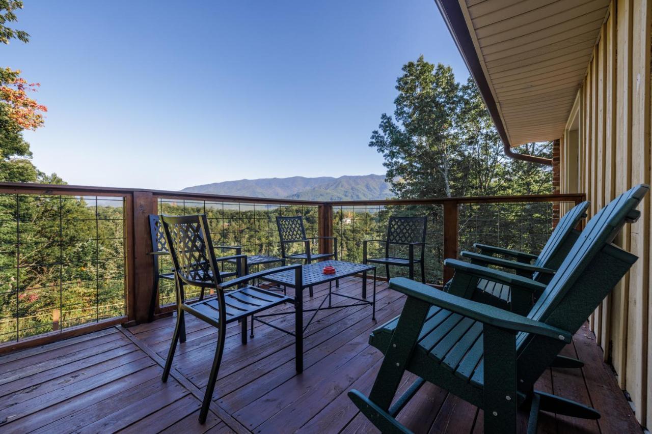 Happy Trails - Cobbly Nob Resort Home Gatlinburg Eksteriør bilde