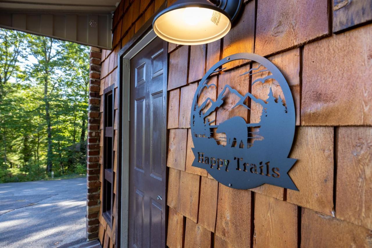 Happy Trails - Cobbly Nob Resort Home Gatlinburg Eksteriør bilde